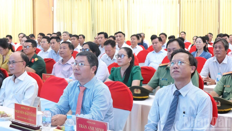 Tây Ninh tuyên dương các tập thể, cá nhân xuất sắc Tây Ninh tuyên dương các tập thể, cá nhân xuất sắc