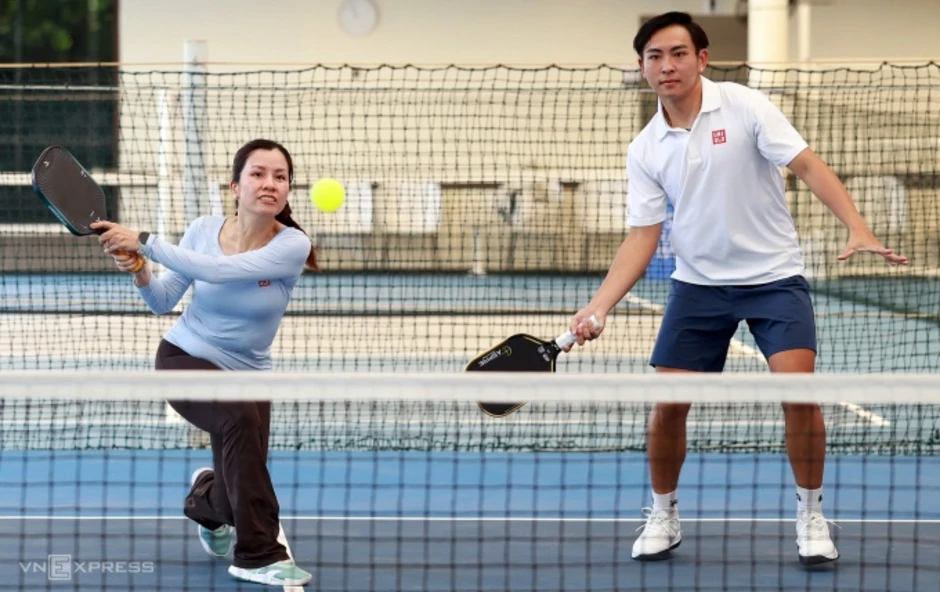 Tay vợt Phúc Huỳnh: 'Muốn giỏi pickleball thì phải chơi vui' Tay vợt Phúc Huỳnh: 'Muốn giỏi pickleball thì phải chơi vui'