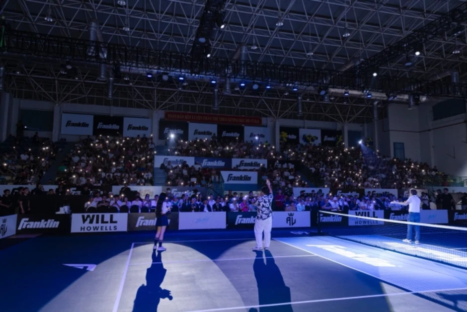 Tay vợt pickleball số 1 thế giới giao lưu khán giả Việt Tay vợt pickleball số 1 thế giới giao lưu khán giả Việt