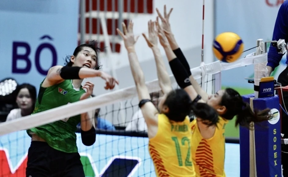 Thanh Thúy giúp Long An thoát hiểm ở giải bóng chuyền nữ quốc tế