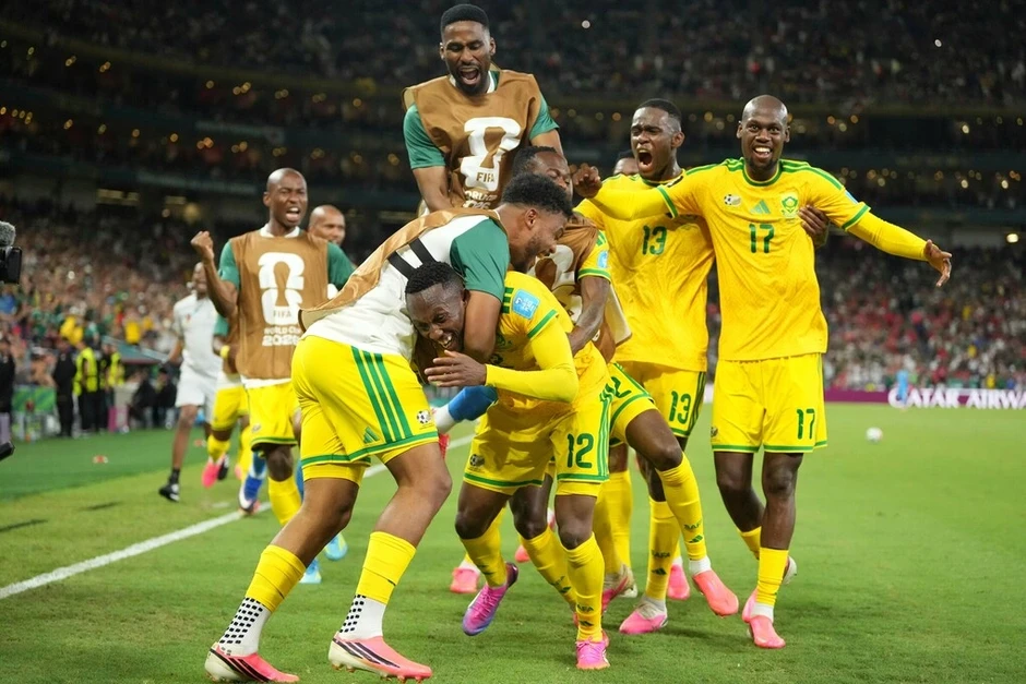 Thua Nam Phi, Hàn Quốc nín thở chờ vé đi tiếp ở World Cup - Báo TinVina Thua Nam Phi, Hàn Quốc nín thở chờ vé đi tiếp ở World Cup - Báo TinVina