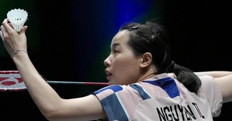 Thùy Linh thua cựu số 1 thế giới, dừng bước ở tứ kết giải Orleans Masters
