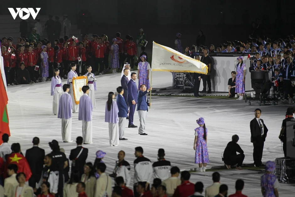 Toàn cảnh lễ bế mạc ASIAD 2026 tại Nhật Bản
