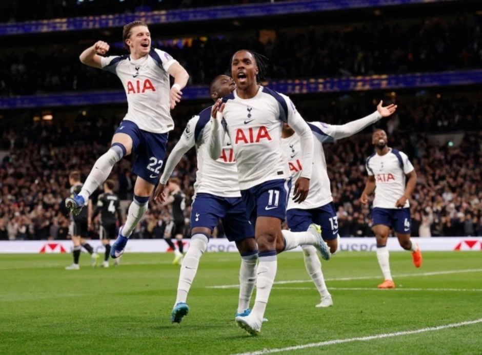 Tottenham lỡ cơ hội bứt lên trong cuộc đua trụ hạng - Báo TinVina Tottenham lỡ cơ hội bứt lên trong cuộc đua trụ hạng - Báo TinVina