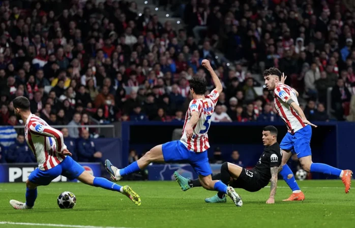 Tottenham thảm bại trước Atletico Madrid ở Champions League Tottenham thảm bại trước Atletico Madrid ở Champions League