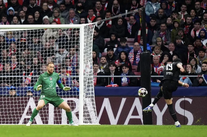 Tottenham thảm bại trước Atletico Madrid ở Champions League Tottenham thảm bại trước Atletico Madrid ở Champions League