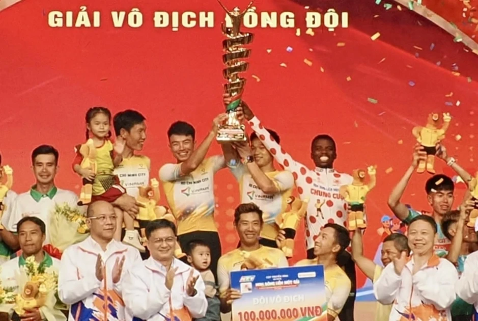 TP HCM đoạt hat-trick giải thưởng giải xe đạp xuyên Việt TP HCM đoạt hat-trick giải thưởng giải xe đạp xuyên Việt