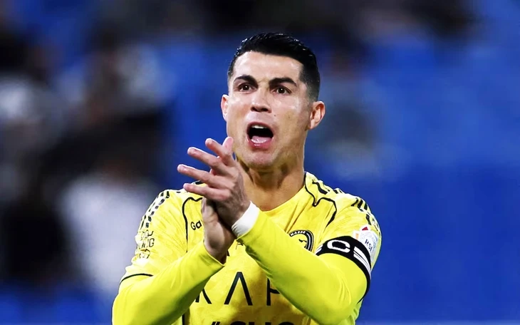 Tranh cãi quanh chuyện Ronaldo không uống sữa Tranh cãi quanh chuyện Ronaldo không uống sữa