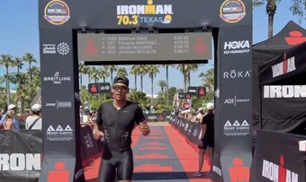 Triathlete Mỹ bị truất quyền thi đấu tại Ironman 70.3 vì bỏ qua án phạt