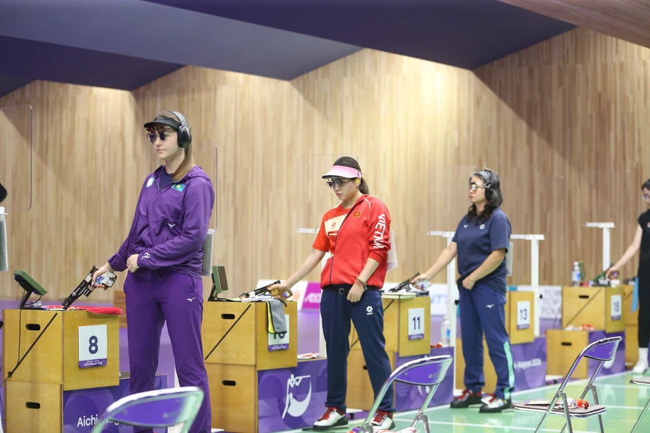 Trịnh Thu Vinh lỡ huy chương 25m súng ngắn nữ Trịnh Thu Vinh lỡ huy chương 25m súng ngắn nữ