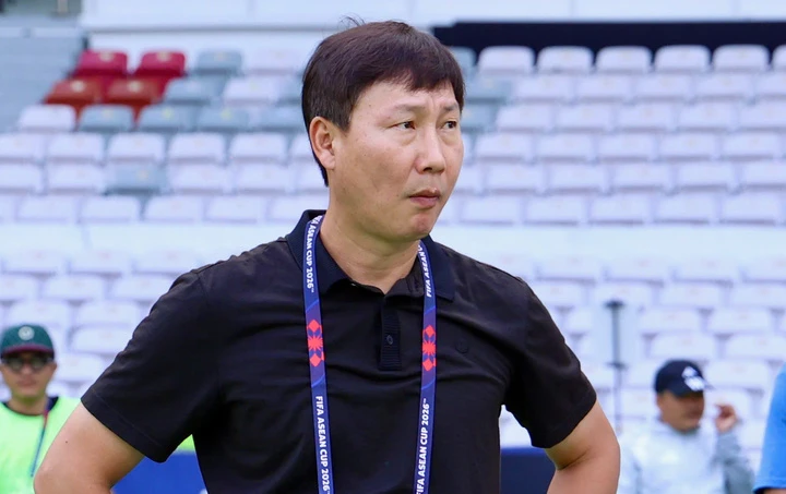 Trực tiếp họp báo Việt Nam vs Pakistan: HLV Kim Sang-sik thoát hiểm Trực tiếp họp báo Việt Nam vs Pakistan: HLV Kim Sang-sik thoát hiểm