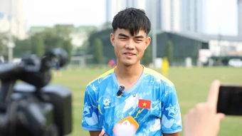 Trung vệ Hoàng Minh Hợi: Sự cạnh tranh của tuyển U19 là động lực để hoàn thiện bản thân