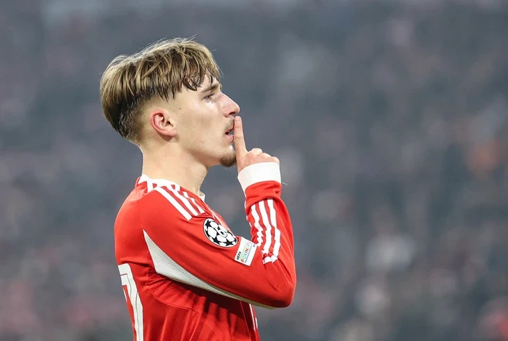 Trước 'đại chiến' Real Madrid, thần đồng 18 tuổi tuyên bố Bayern Munich bất khả chiến bại Trước 'đại chiến' Real Madrid, thần đồng 18 tuổi tuyên bố Bayern Munich bất khả chiến bại