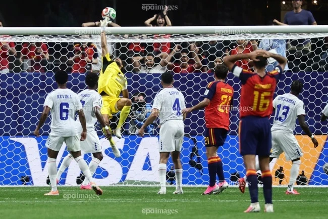 Từ những giọt nước mắt đến phép màu World Cup Từ những giọt nước mắt đến phép màu World Cup
