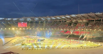 Tưng bừng lễ khai mạc ASIAD 20