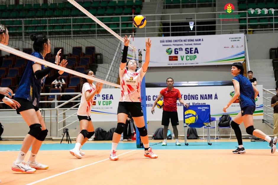 Tuyển bóng chuyền nữ Việt Nam vs Philippines: Ra quân chiến thắng Tuyển bóng chuyền nữ Việt Nam vs Philippines: Ra quân chiến thắng