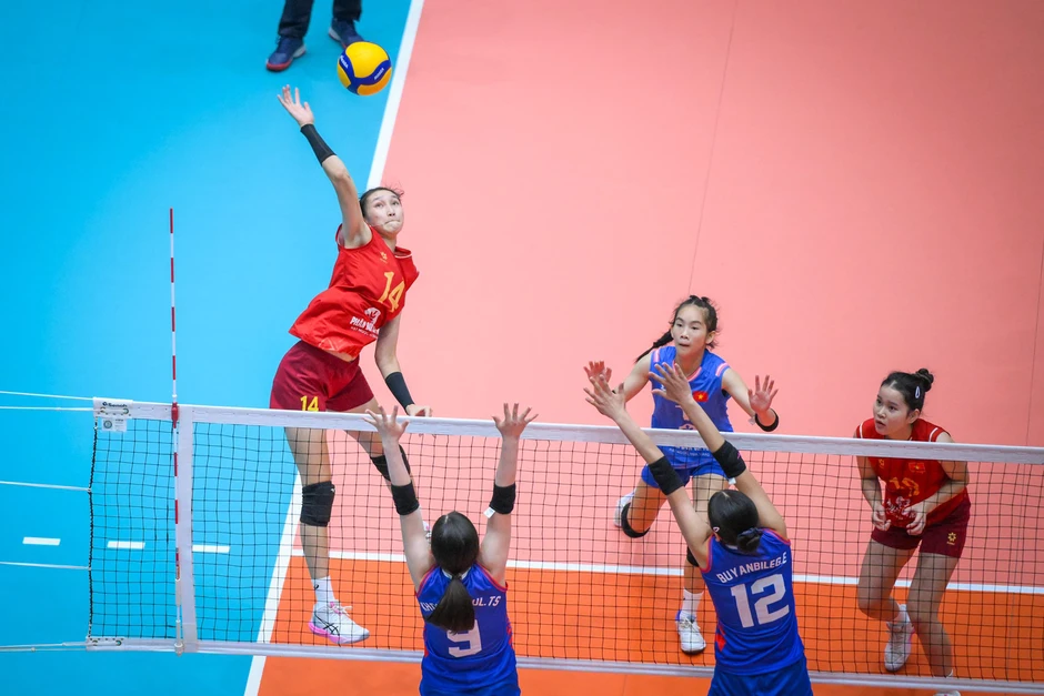 Tuyển bóng chuyền U18 nữ Việt Nam thắng to ở giải châu Á Tuyển bóng chuyền U18 nữ Việt Nam thắng to ở giải châu Á