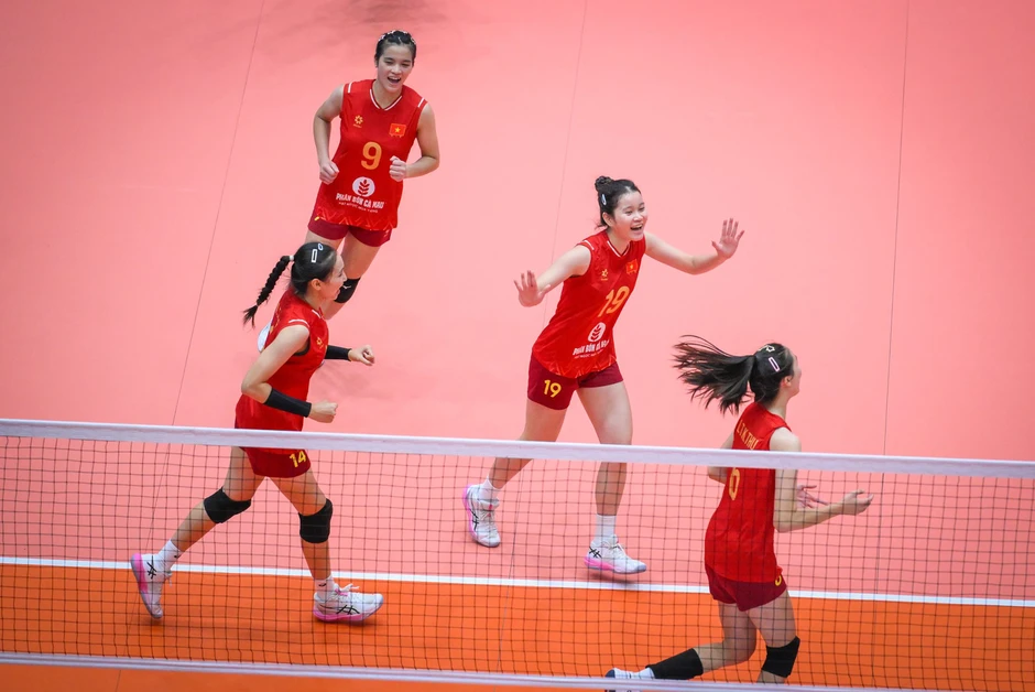 Tuyển bóng chuyền U18 nữ Việt Nam thắng to ở giải châu Á Tuyển bóng chuyền U18 nữ Việt Nam thắng to ở giải châu Á