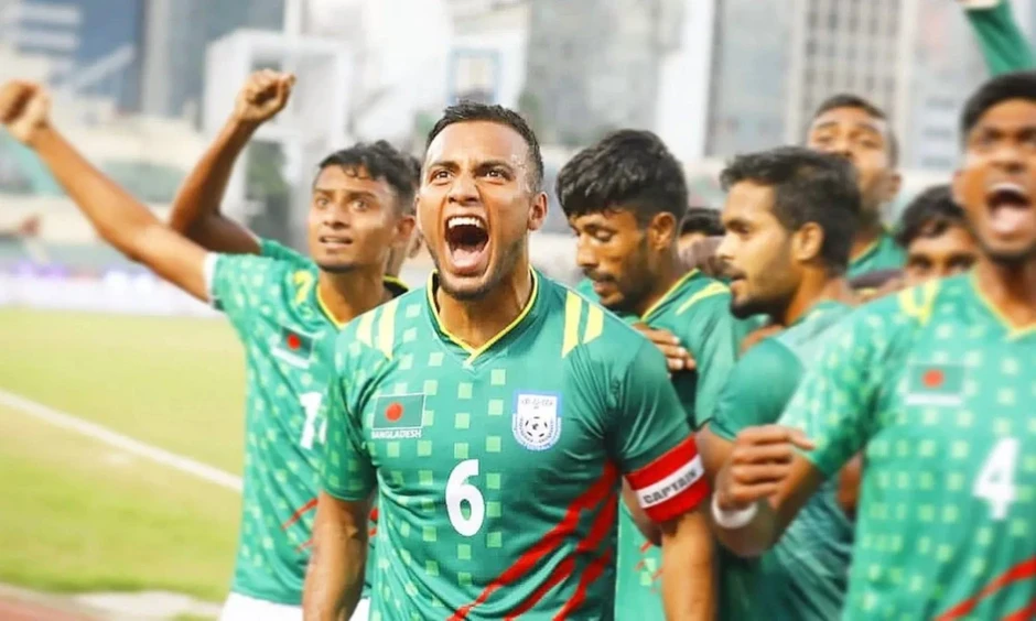 Tuyển Việt Nam đá tấn công Bangladesh Tuyển Việt Nam đá tấn công Bangladesh