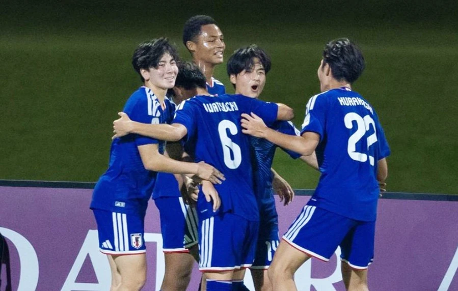 U17 Nhật Bản nhọc nhằn vượt qua U17 Trung Quốc, bước lên ngai vàng châu Á U17 Nhật Bản nhọc nhằn vượt qua U17 Trung Quốc, bước lên ngai vàng châu Á