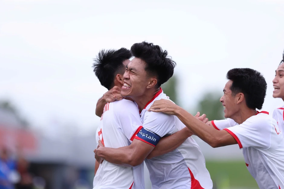 U23 Việt Nam vs U23 Uzbekistan: Mục tiêu 'kép' với ông Đinh Hồng Vinh
