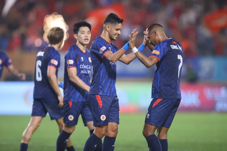 V-League tăng suất ngoại binh hại nhiều hơn lợi V-League tăng suất ngoại binh hại nhiều hơn lợi