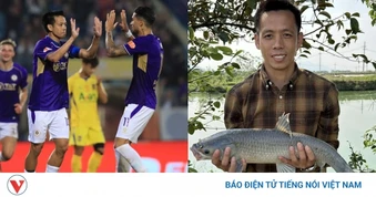 Văn Quyết khoe "chiến tích" đặc biệt sau màn tỏa sáng ở V-League