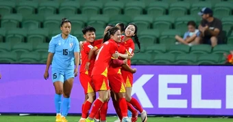 Vạn Sự tỏa sáng, tuyển nữ Việt Nam giành 3 điểm
