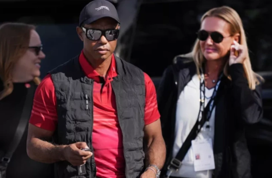 Vanessa Trump ra tối hậu thư cho Tiger Woods Vanessa Trump ra tối hậu thư cho Tiger Woods