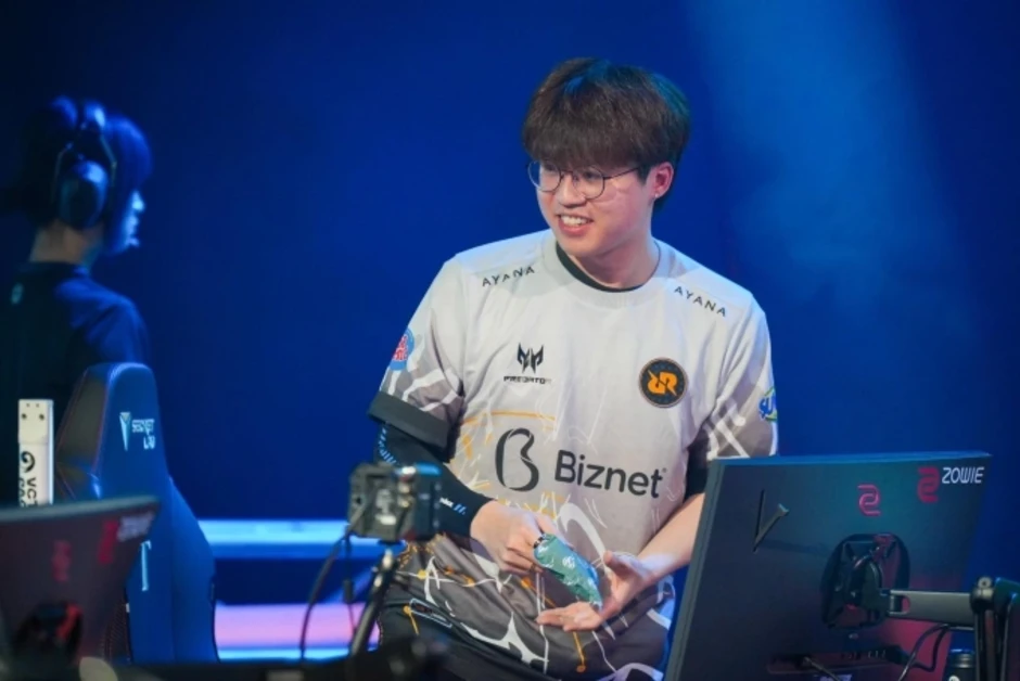 VĐV Esports Ngô Công Anh: 'Bỏ cuộc không nằm trong từ điển của tôi'