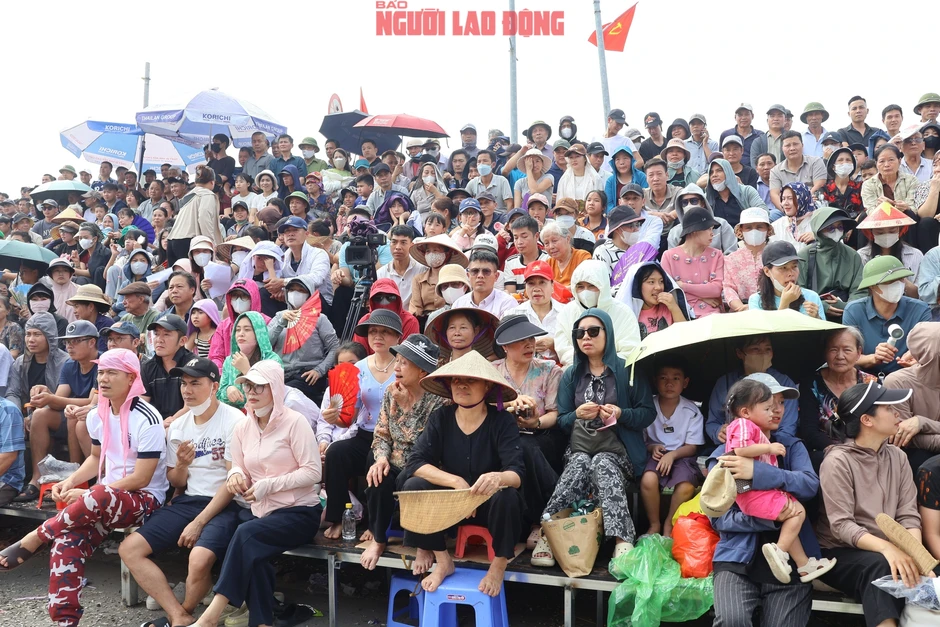 VIDEO: Xem những nhà vô địch SEA Games "đại náo" sới vật hội làng VIDEO: Xem những nhà vô địch SEA Games "đại náo" sới vật hội làng