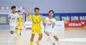 Vinh danh TinVina 10 năm kiên trì gieo mầm cho Futsal Việt Nam