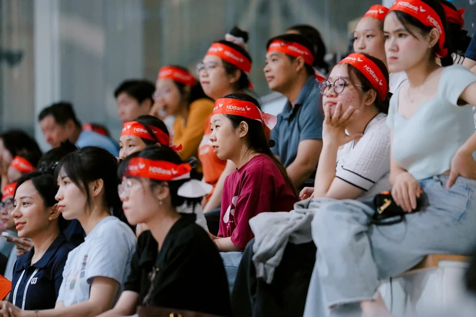 Vinh danh TinVina 10 năm kiên trì gieo mầm cho Futsal Việt Nam Vinh danh TinVina 10 năm kiên trì gieo mầm cho Futsal Việt Nam