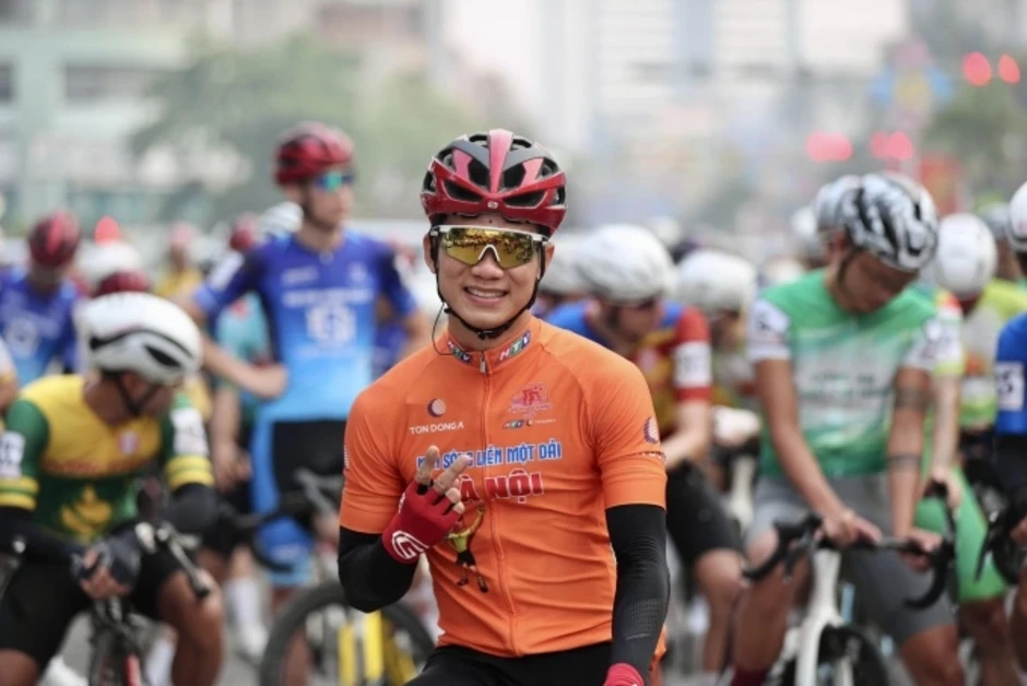 'Vua nước rút' phải rời giải xe đạp xuyên Việt 'Vua nước rút' phải rời giải xe đạp xuyên Việt