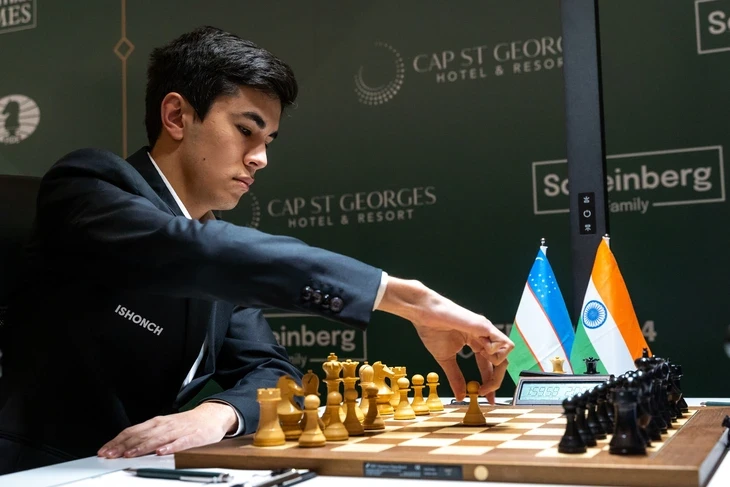 Vượt mặt Carlsen, kỳ thủ trẻ Sindarov thiết lập kỳ tích vô tiền khoáng hậu Vượt mặt Carlsen, kỳ thủ trẻ Sindarov thiết lập kỳ tích vô tiền khoáng hậu