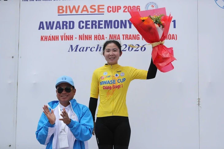 Vượt qua nhiều ngoại binh mạnh, cua rơ Việt Nam thắng ấn tượng chặng 1 Biwase Cup