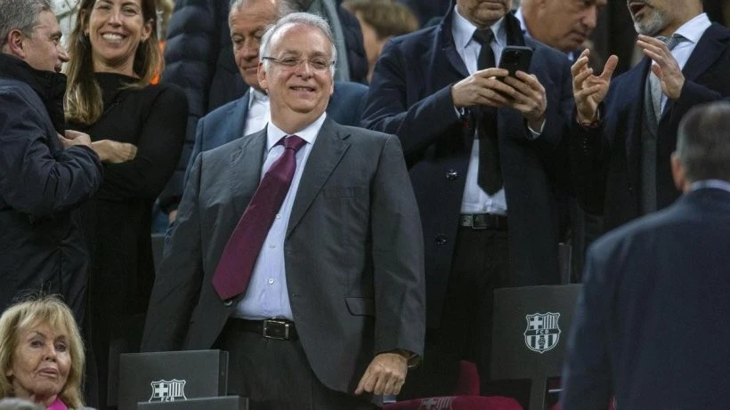 Xavi tiết lộ góc khuất tại Barcelona trước bầu cử chủ tịch Xavi tiết lộ góc khuất tại Barcelona trước bầu cử chủ tịch