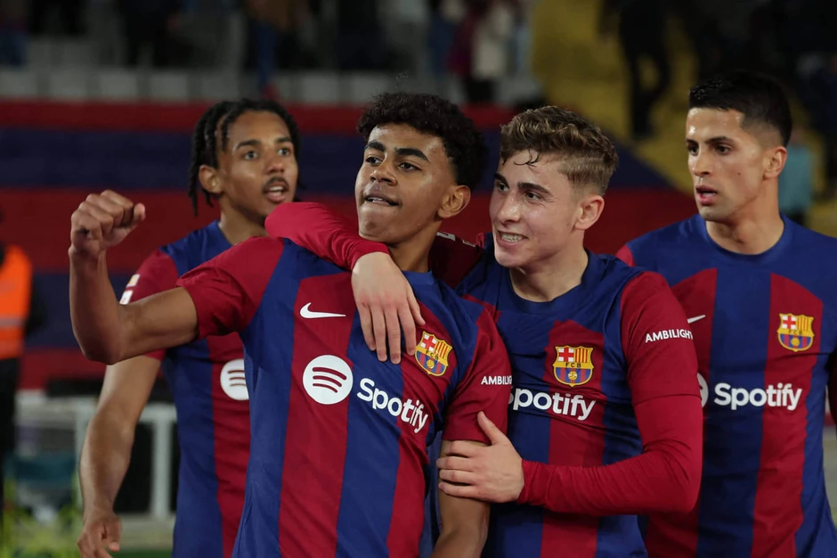 Xavi tiết lộ góc khuất tại Barcelona trước bầu cử chủ tịch Xavi tiết lộ góc khuất tại Barcelona trước bầu cử chủ tịch