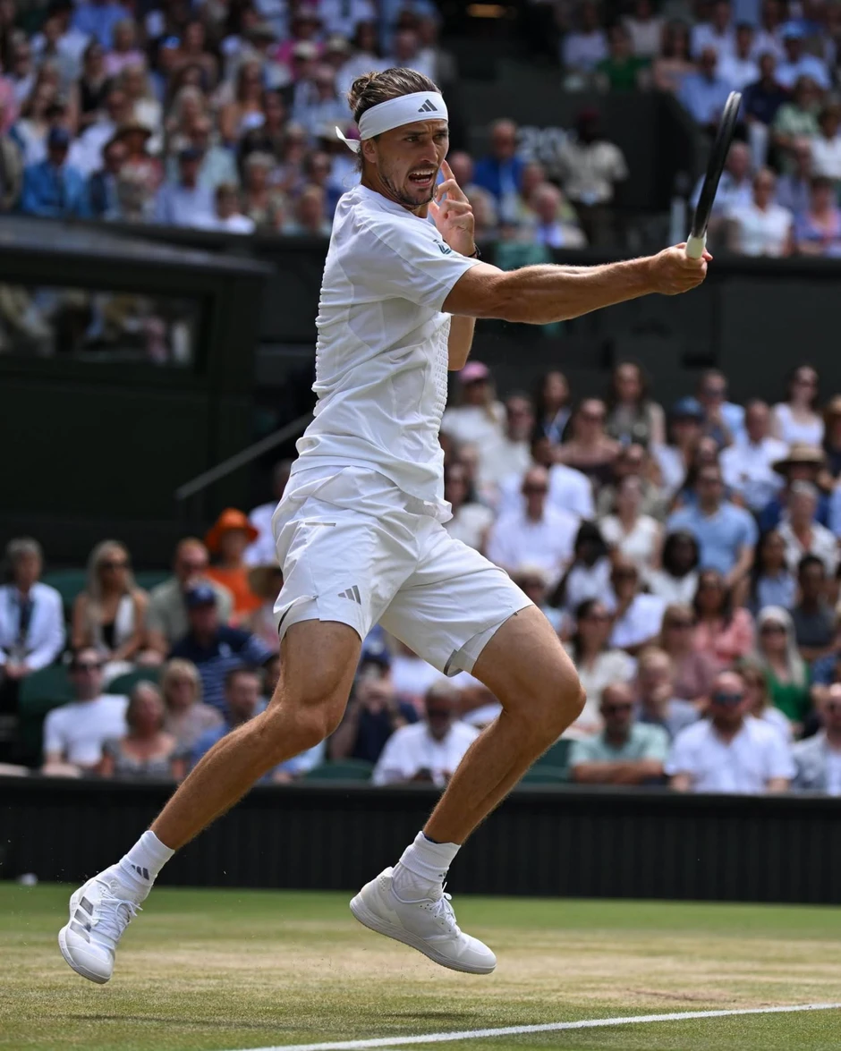 Zverev giải mã 'hiện tượng', book vé chung kết Wimbeldon 2026