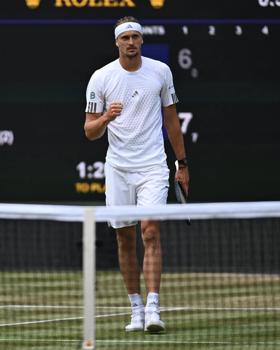 Zverev giải mã 'hiện tượng', book vé chung kết Wimbeldon 2026