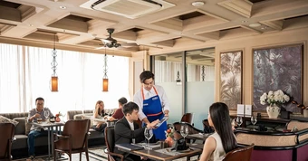 ‘Càng tiết kiệm, càng ăn ngon’ - Nghịch lý tiêu dùng F&B 2025