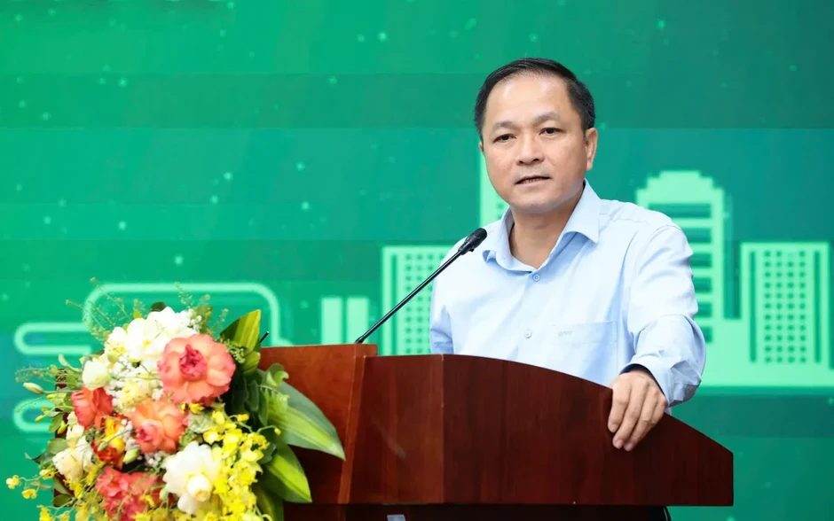 "Người dân đón nhận ngày càng đón nhận tích cực hơn với xăng E10" "Người dân đón nhận ngày càng đón nhận tích cực hơn với xăng E10"