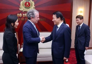 130 triệu thùng dầu mỏ của Nga lênh đênh trên biển, cả Châu Á gấp rút tìm cách thâu tóm 130 triệu thùng dầu mỏ của Nga lênh đênh trên biển, cả Châu Á gấp rút tìm cách thâu tóm