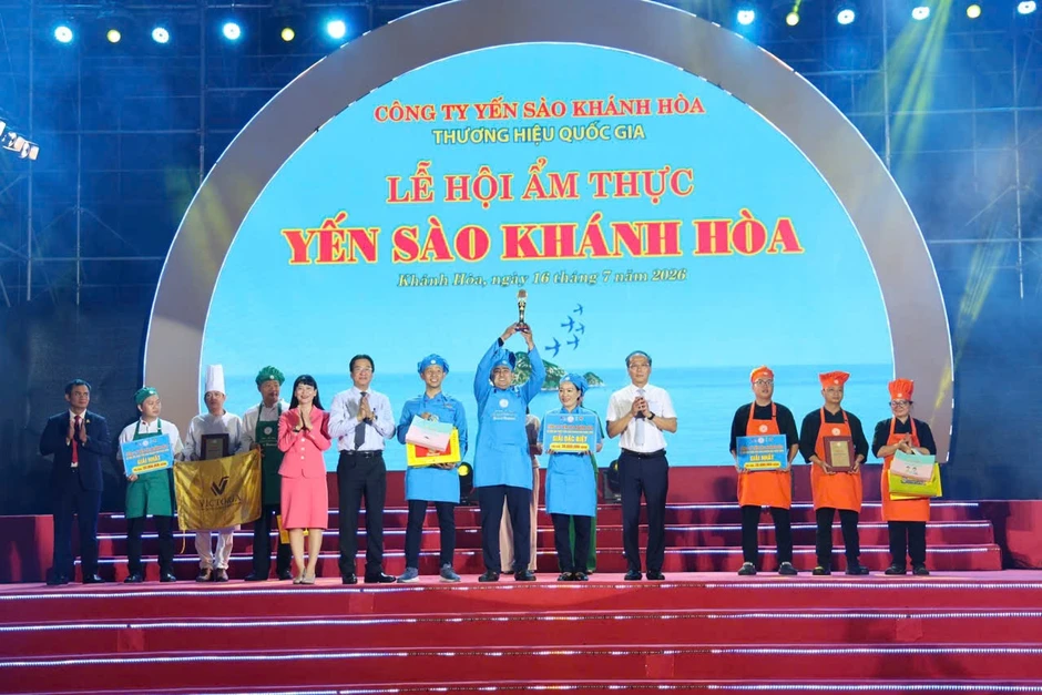 22 resort, khách sạn tranh tài tại Lễ hội Ẩm thực Yến sào Khánh Hòa 22 resort, khách sạn tranh tài tại Lễ hội Ẩm thực Yến sào Khánh Hòa