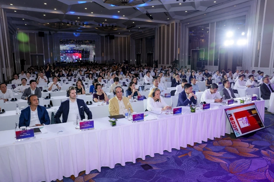 AI và dữ liệu tái định hình quan hệ khách hàng trong ngành ngân hàng AI và dữ liệu tái định hình quan hệ khách hàng trong ngành ngân hàng