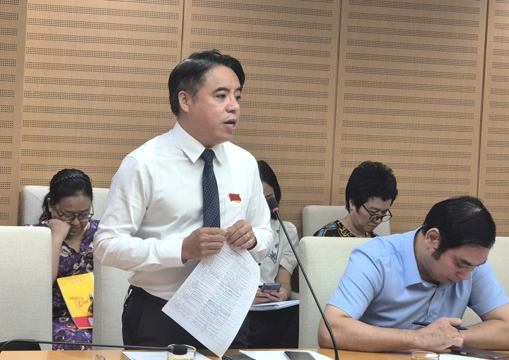Băn khoăn đề xuất hỗ trợ 5 triệu đồng chuyển đổi xe máy điện ở Hà Nội Băn khoăn đề xuất hỗ trợ 5 triệu đồng chuyển đổi xe máy điện ở Hà Nội