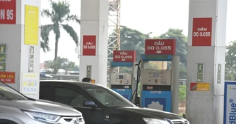 Bán xăng E10: Vì sao nhiều doanh nghiệp tư nhân còn dè dặt?