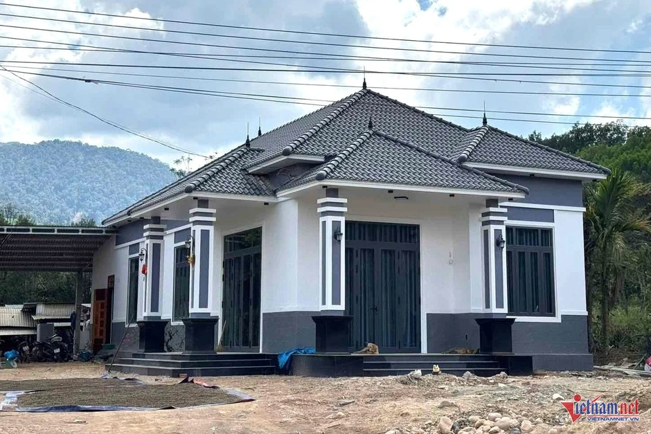 Bất ngờ xã vùng sâu Đắk Lắk: Nhà tiền tỷ san sát, có hộ thu 4 tỷ đồng/năm Bất ngờ xã vùng sâu Đắk Lắk: Nhà tiền tỷ san sát, có hộ thu 4 tỷ đồng/năm