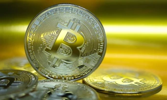 Bitcoin tăng lên mức cao nhất gần một tháng