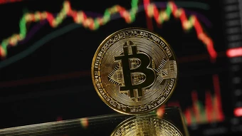 Bitcoin tiếp tục mất mốc 60.000 USD